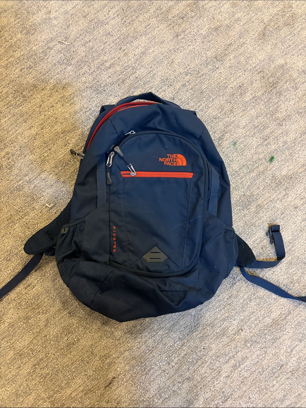 The North Face Navy Backpack with Red Accents - Men's Daypack